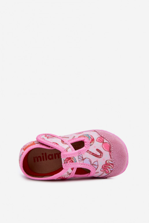 Chaussons Milami Puéril avec attaches adhésives Lizaki couleur rose Jasimrra