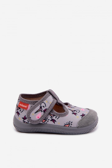 Chaussons Milami pour enfants élastiques avec fermetures autocollantes motif de licornes gris Ambette 2