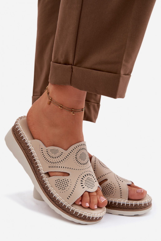 Pantoufles en cuir Féminin avec une plateforme S.Barski GR61-5915 beige