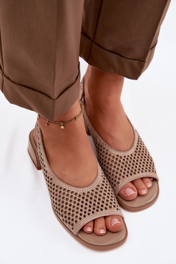 Sandales ajourées décorées pour femmes en daim Klocke D&A CR61-3131 couleur sable