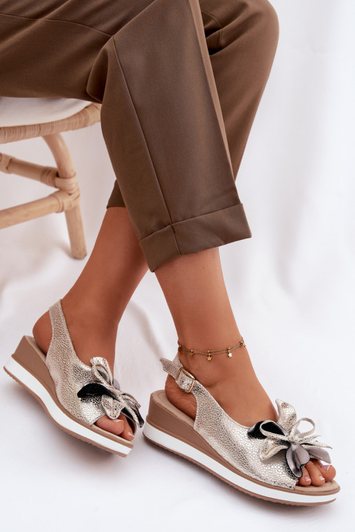 Peau Sandales à plateforme avec des ornements S.Barski GR61-5988 couleur dorée