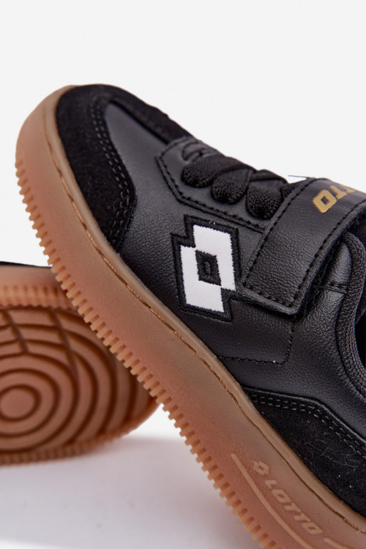 Chaussures modèle baskets Puéril avec attaches adhésives LOTTO MAKERA 2601250K couleur noire