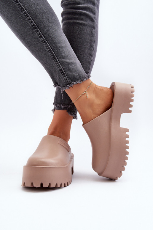 Chaussons à semelles massives tendance Big Star NN274016 beige