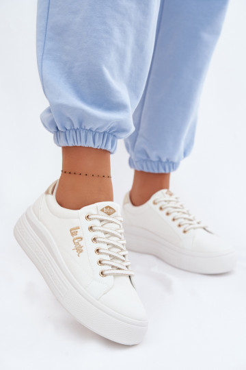 Chaussures de loisirs avec une plateforme Lee Cooper LCDANS-26-44-4478 couleur blanche 2