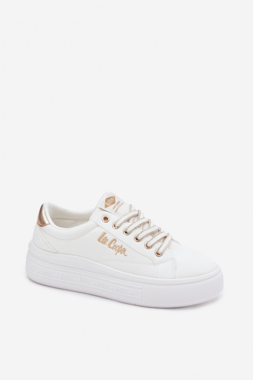 Chaussures de loisirs avec une plateforme Lee Cooper LCDANS-26-44-4478 couleur blanche