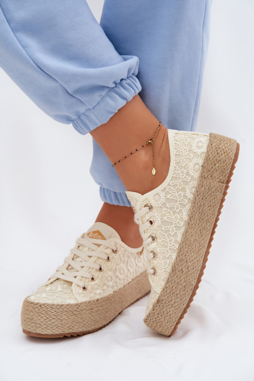 avec des motifs de dentelle chaussures décontractées espadrilles avec une plateforme Lee Cooper LCDANS-26-31-4328 beige