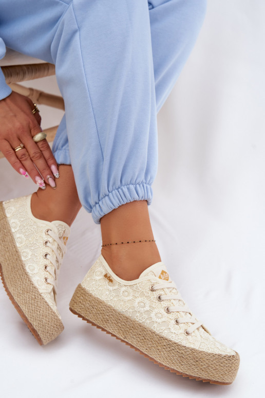 avec des motifs de dentelle chaussures décontractées espadrilles avec une plateforme Lee Cooper LCDANS-26-31-4328 beige