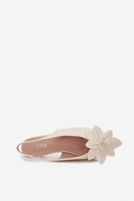 Sandales pour femmes avec des talons largesDekoracyjnym Une fleur couleur ivoire Telivette