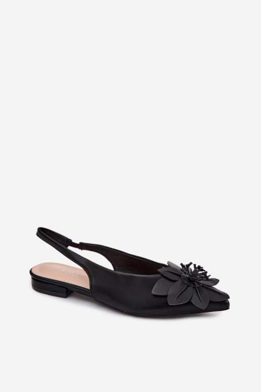 Sandales pour femmes avec des talons largesDekoracyjnym Une fleur couleur noire Telivette