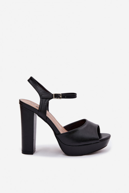 Sandales pour femmes Sur des talons hauts Enregistrer couleur noire Nelissey