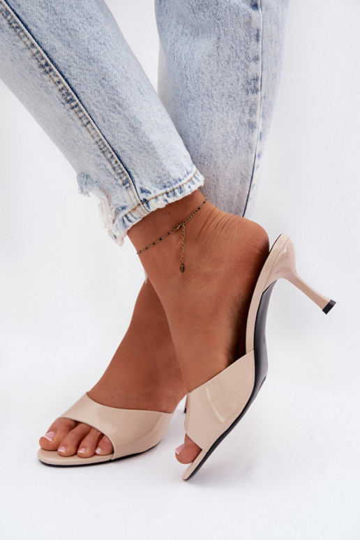 avec effet vernis ChaussonsImitacji Skóry avec des talons fins beige Melissea