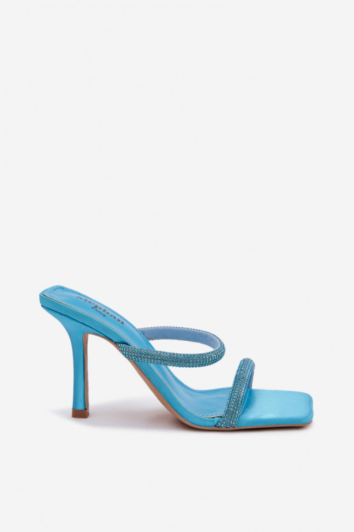 Pantoufles pour femmes avec des talons fins Décoré Cyrkoniami couleur bleue Vittoria