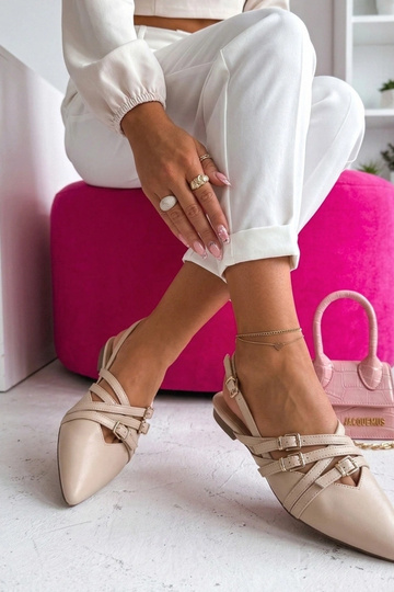 Ballerines couleur sable à talon ouvert ornées de brides Theodora