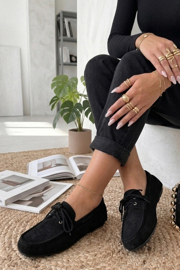 Mocassins noirs avec lacets Nina 2