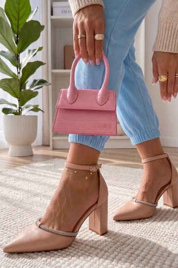 Chaussures couleur sable avec zircons Madeleine 2