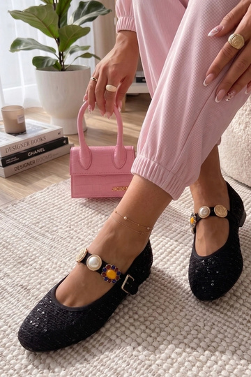 Ballerines noires avec une... 2