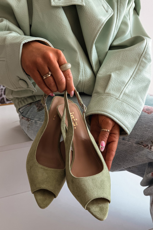 Sandales pour femmes en suédine avec des talons fins couleur verte Sevina