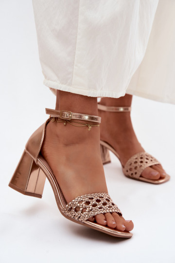 Sandales à talons hauts pour femme Avec tresse Szampańskie Felena