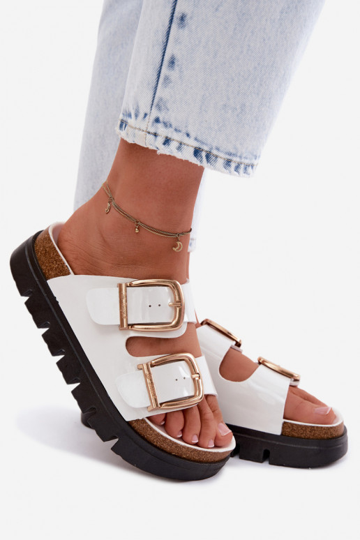 avec effet vernis Pantoufles pour femmes avec une plateforme Ze couleur doréemi avec bouclesmi Lee Cooper LCDANS-26-35-4460L cou