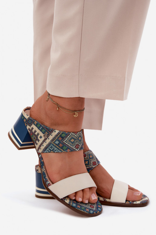 Peau À motifs Pantoufles pour femmes avec des talons Il fautciejka K7522-04 beige-couleur bleue