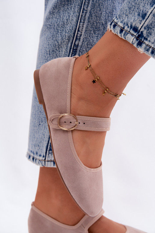 Ballerines avec des brides et des accessoires dorés avec boucles couleur sable Kelisa