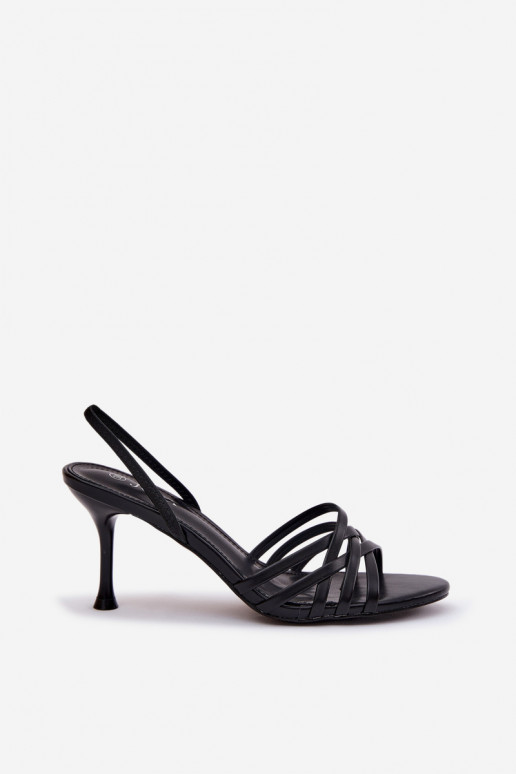 Sandales pour femmes avec des talons fins avec des bandes couleur noire Velivelle