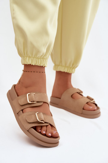 Chaussons couleur sable avec boucles dorées Pelorin 2
