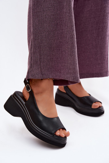 Sandales en cuir à plateforme Vinceza 66936, couleur noire