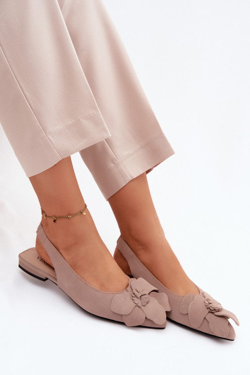 Sandales en cuir à plateforme avec large talon et fleur Vinceza 66951, couleur sable