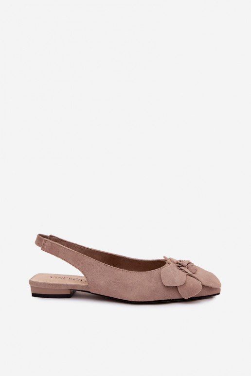 Sandales en cuir à plateforme avec large talon et fleur Vinceza 66951, couleur sable