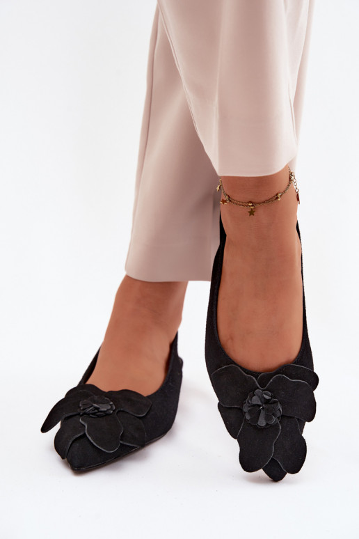 Sandales en cuir noires à plateforme avec large talon et fleur Vinceza 66951