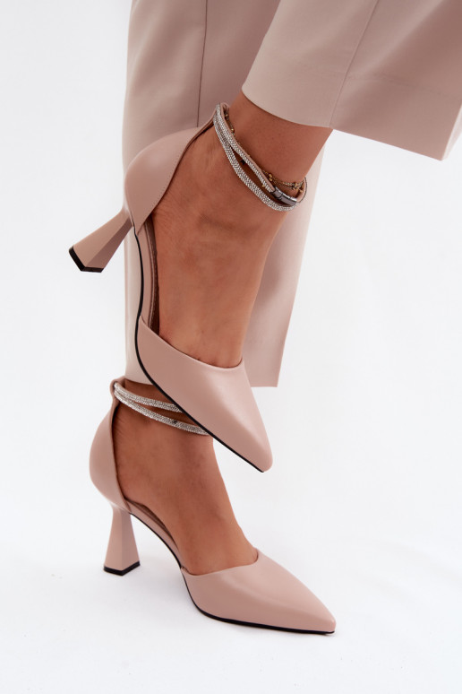 Chaussures beiges avec petit talon et lanières brillantes Vinceza 62283