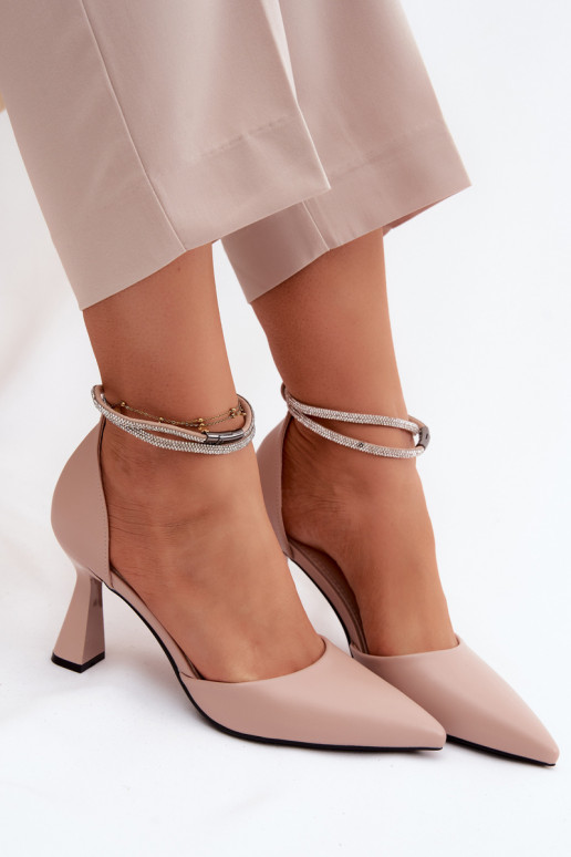 Chaussures beiges avec petit talon et lanières brillantes Vinceza 62283