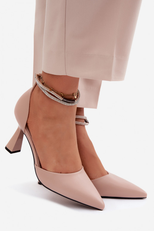 Chaussures beiges avec petit talon et lanières brillantes Vinceza 62283