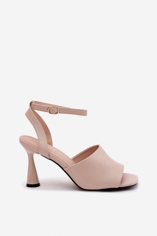 Sandales beiges pour femmes avec petits talons Vinceza 62297