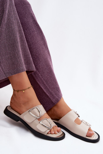 Pantoufles en cuir Féminin avec boucles Vinceza 62304 beige