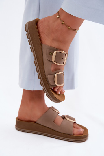 Chaussons en cuir avec boucles couleur sable