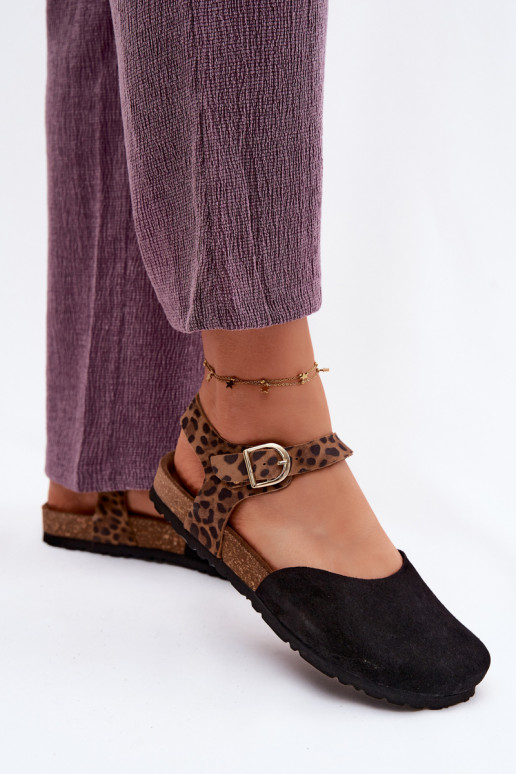 Sandales en cuir suédé pour femmes avec orteils fermés en noir