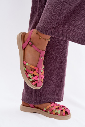 Sandales plates en cuir pour femmes avec brides roses