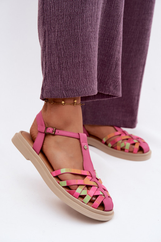 Peau Sandales plates pour femmes avec des bandes Il fautciejka K7442-15 couleur rose