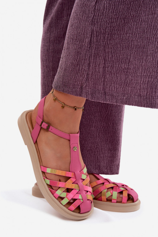 Sandales plates en cuir pour femmes avec brides roses