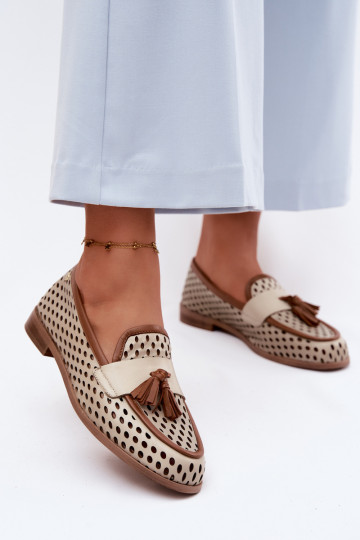 Mocassins en cuir pour femmes avec éléments perforés en couleur brun-sable 2