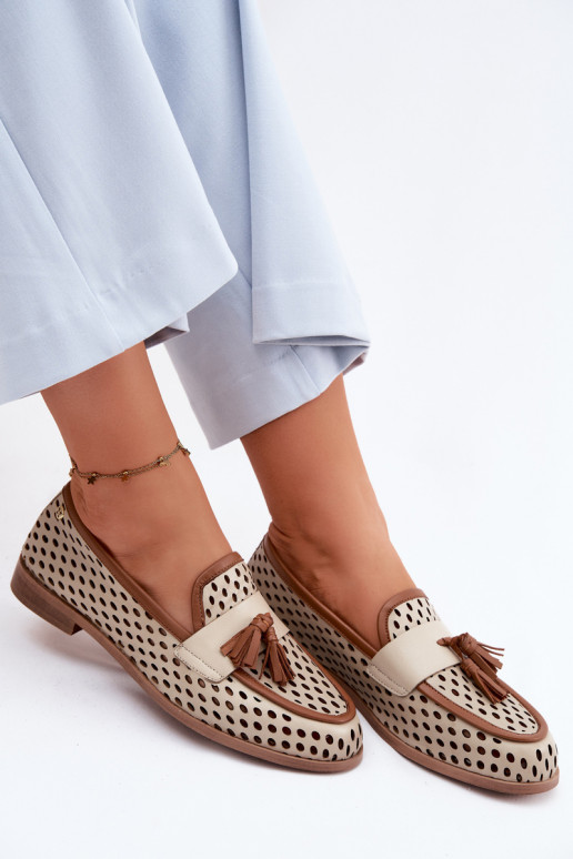 Mocassins en cuir pour femmes avec éléments perforés en couleur brun-sable