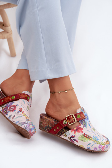 Chaussons en cuir pour femmes avec plateforme et fleurs de différentes couleurs