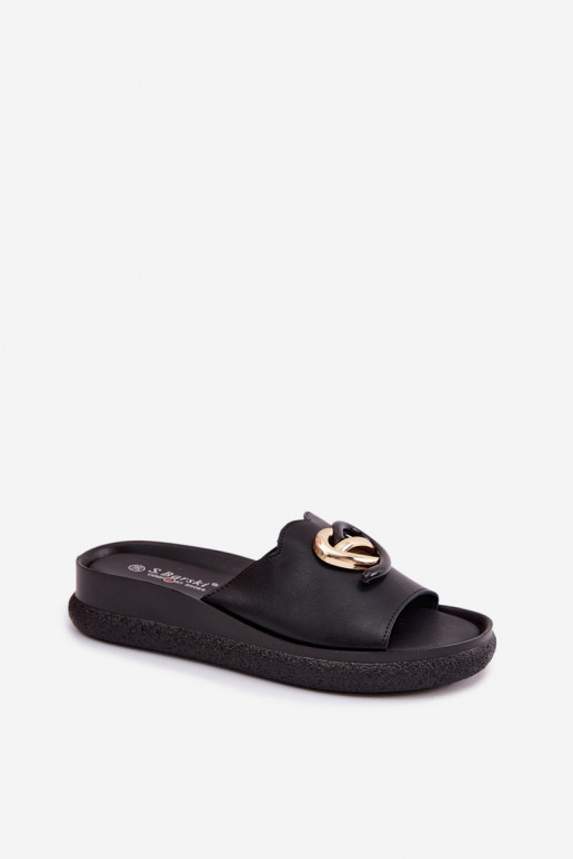 Chaussons en cuir avec détails décoratifs en noir