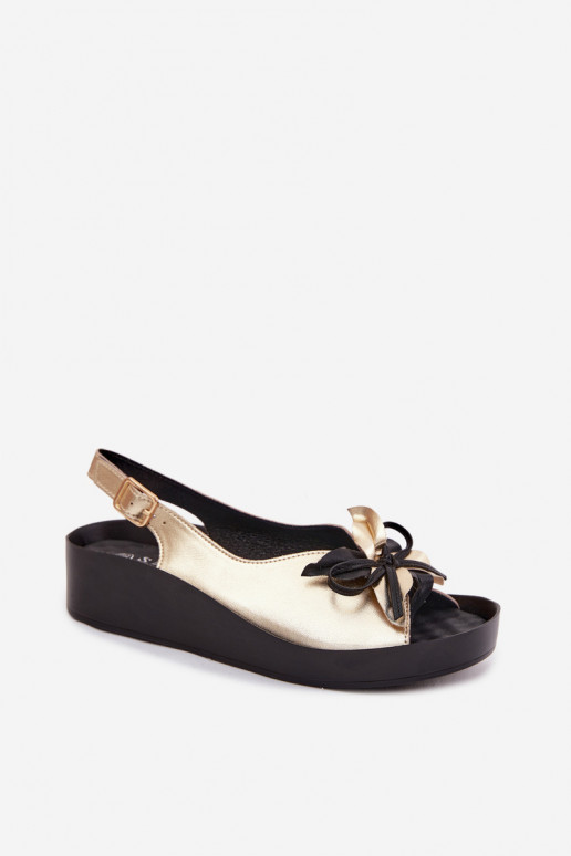 Sandales pour femmes avec ornements S.Barski KV61-6045 couleur or