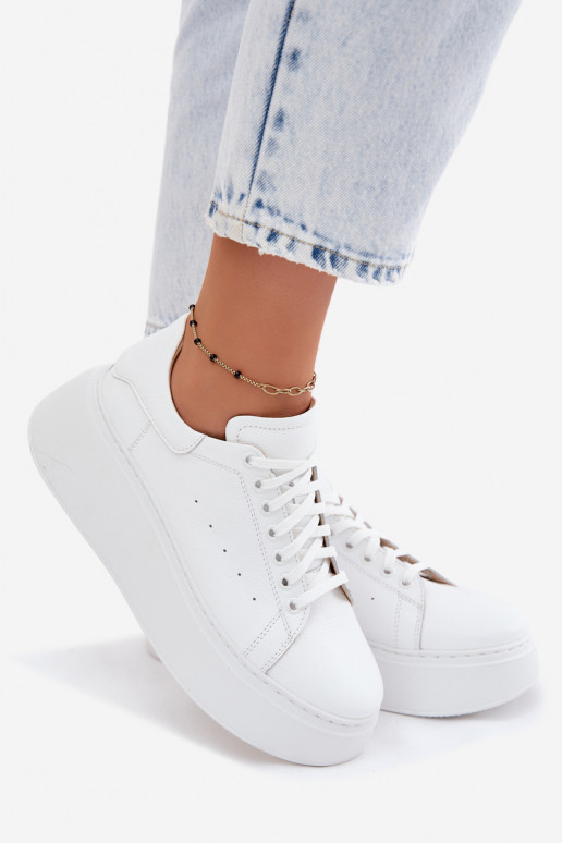 Peau Chaussures modèle baskets Féminin avec une plateforme Zazoo N408S2 couleur blanche