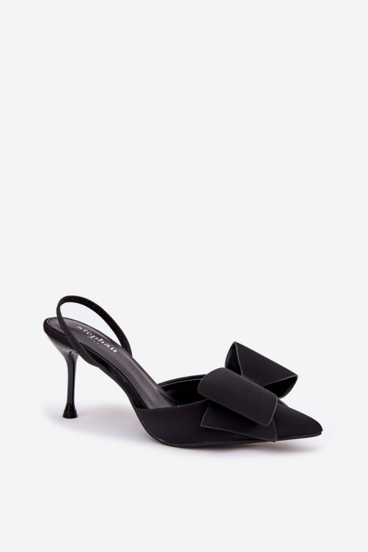 Chaussures à talons hauts noires avec talon ouvert et nœud Eklevia