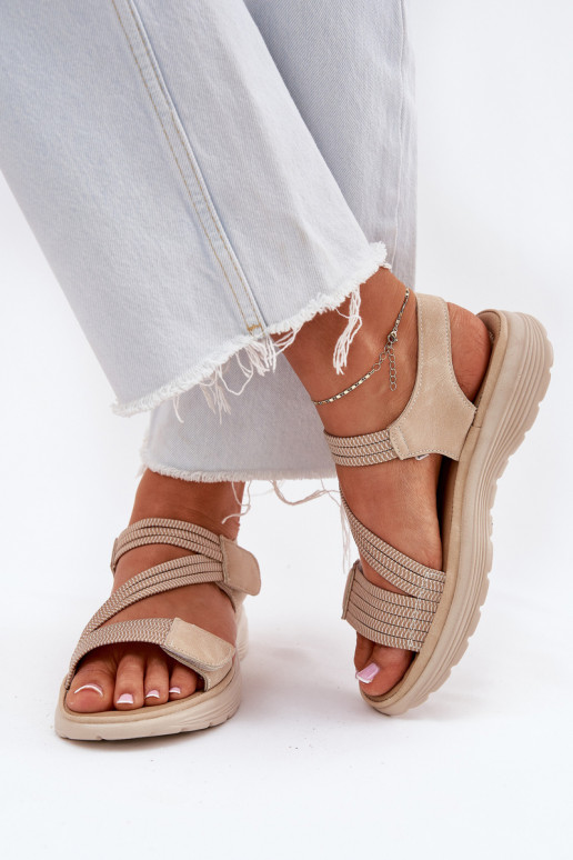Sandales confortables pour femmes couleur sable avec fermetures adhésives Hallriva