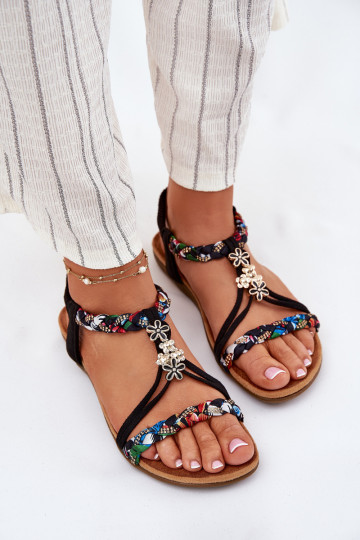 Sandales noires pour femmes avec des lanières Nusoreth